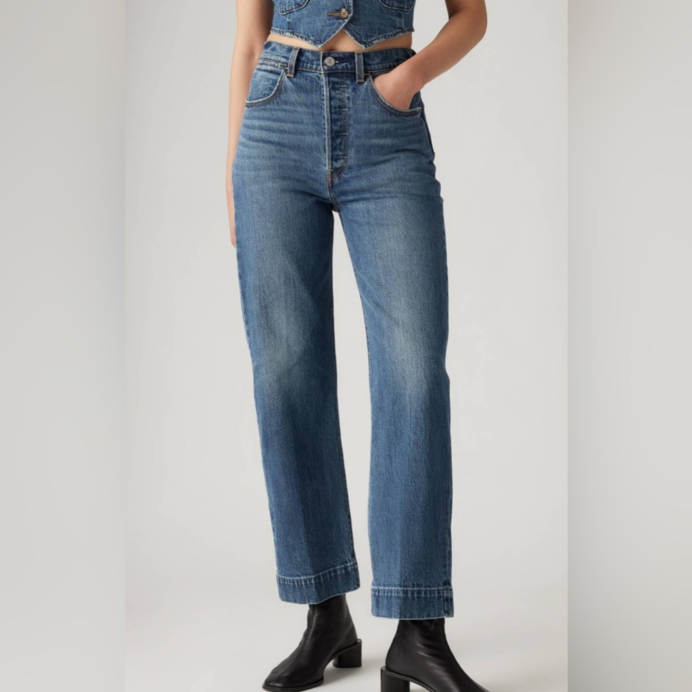 NWT Levi’s Tailored Ribcage Ankle Straight Jeans